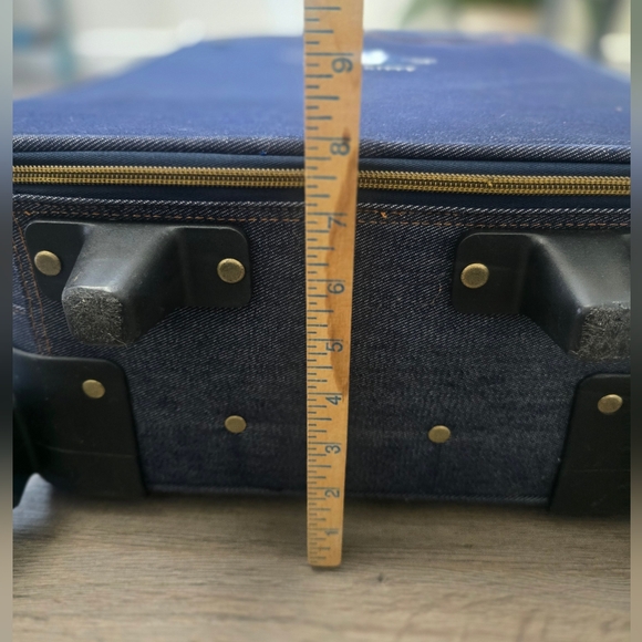 Hello Kitty Sanrio Y2K Denim Carry On Suitcase Unique Rare - Picture 14 of 16